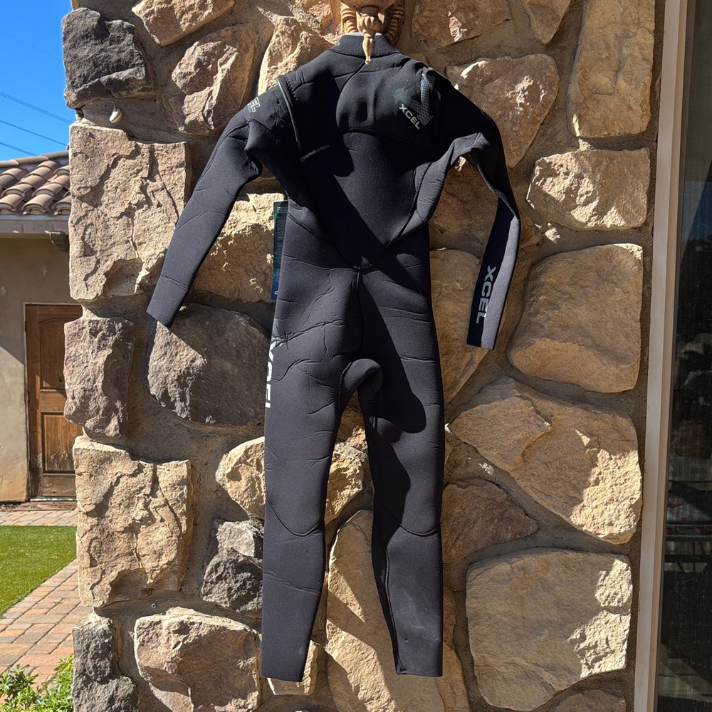 XCEL Infiniti comp x chest zip2 4/3mm tape seams ultrastretch Wetsuit kid 8 New - Picture 4 of 8